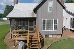 Relax & Unwind | Peaceful Getaway with River Access