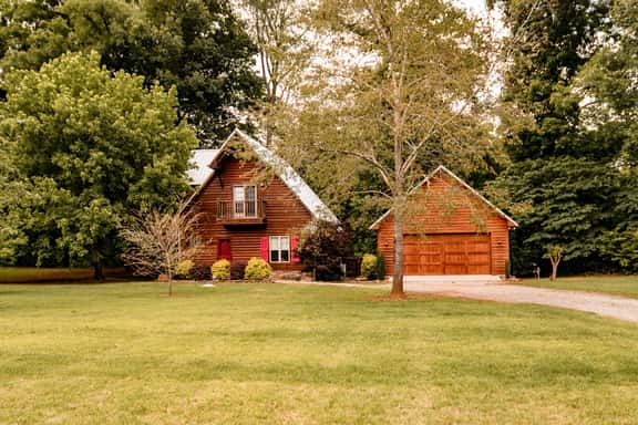 Little Red River Cabin for a perfect fishing getaway for the whole family! - Image 1