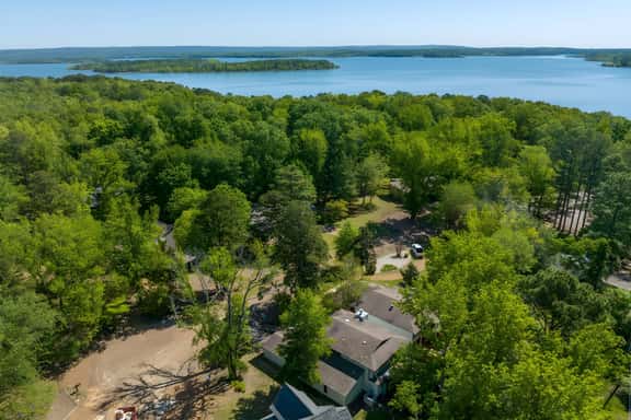 Eden Isle Retreat Across from the Marina - Image 1