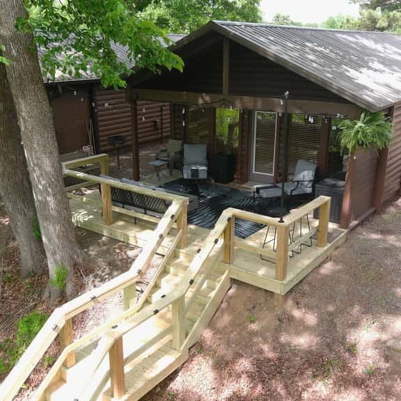2 Bedroom Little Red Riverfront Cabin on Winkley Shoals - Image 1