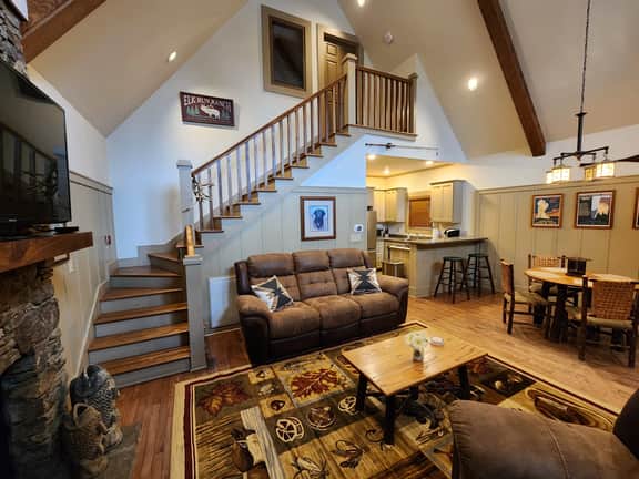 Riverfront Cabin | Screened Porch & Fishing Access - Image 5
